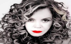 ΕΛΕΝΗ ΔΗΜΟΥ