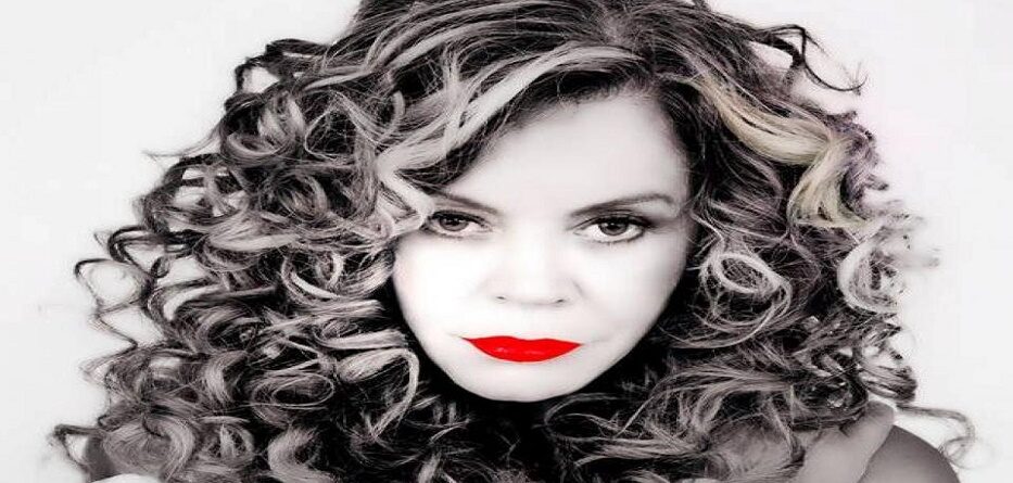 ΕΛΕΝΗ ΔΗΜΟΥ