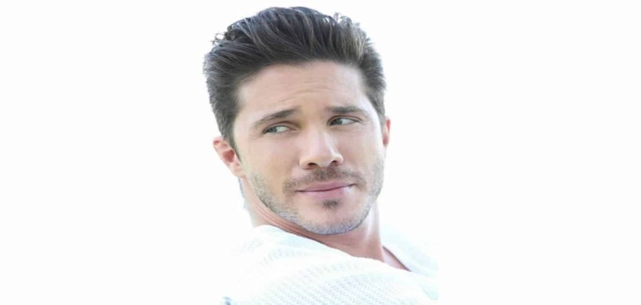 Εμένα Να Ακούς