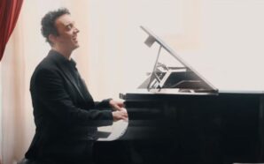 Ότι περνά από το χέρι μου