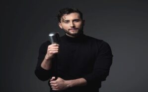 Γιάννης Καρώνης