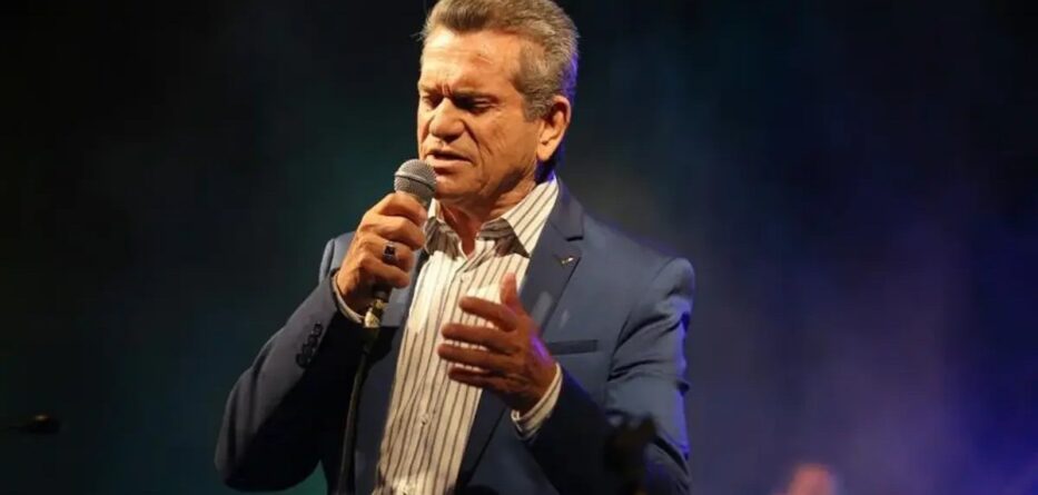 Εμένα ξέχασε με