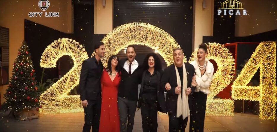 ΤΑ ΠΙΟ ΜΕΛΩΔΙΚΑ ΧΡΙΣΤΟΥΓΕΝΝΑ