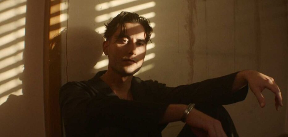 Μόνο Η Αγάπη